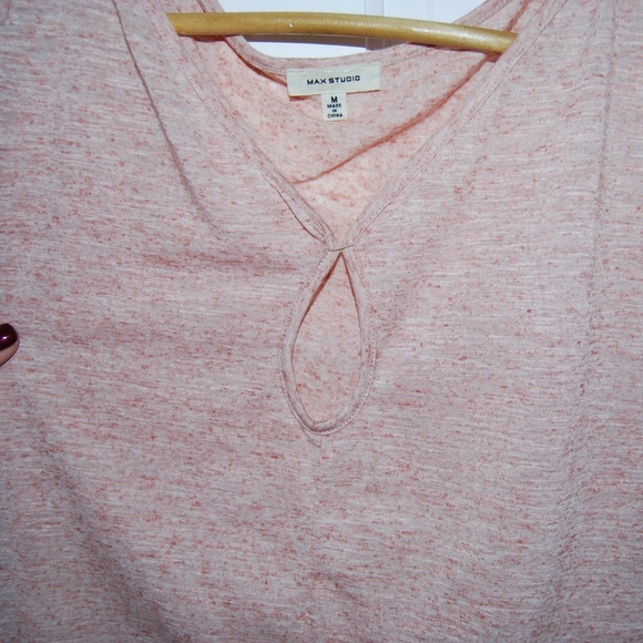 Max Studio Flutter sleeve pink top - Picture 5 of 6